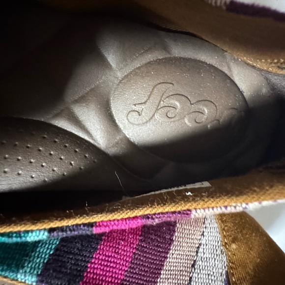 Reef Multicolor Striped Women's Flats - Picture 2 of 3